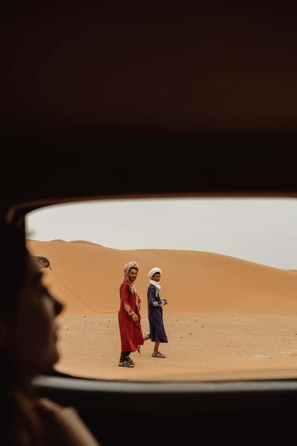 Dakhla White Dune Tour 4x4 - Fresh oysters and an extra-cost lunch stop