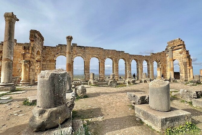 Day Tour to Volubilis & Meknes from Fes - Sidi Chahed Dam: a ten-minute pause with a view