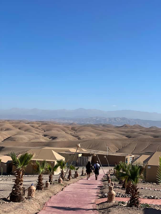 Dinner Show at Agafay desert & Traditional Outfit Photoshoot - Practical tips for a smoother visit