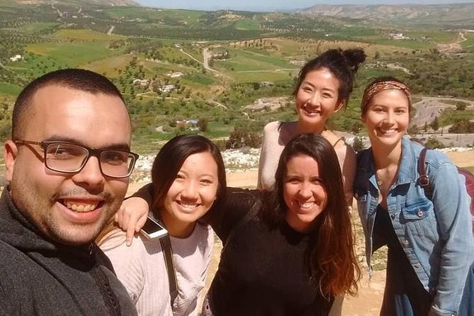 Discover Fez and its hidden secrets - Moroccan snacks during the walk