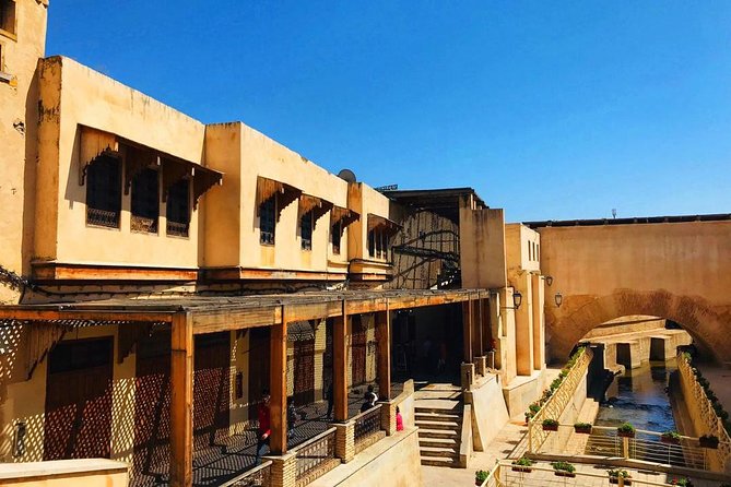 Discover Fez and its hidden secrets - Starting at Bab Bou Jeloud and entering the old city