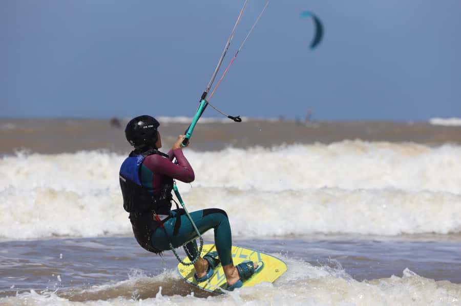 Essaouira: 2-hour kitesurfing lesson (all levels) - How the Teaching Changes for Experienced Participants