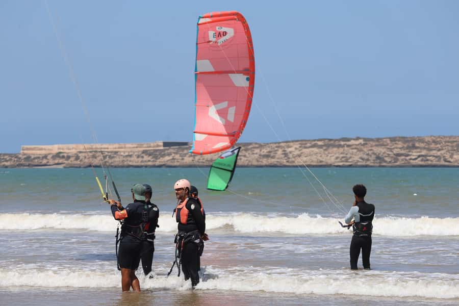 Essaouira: 2-hour kitesurfing lesson (all levels) - Weather, Timing, and Flexibility