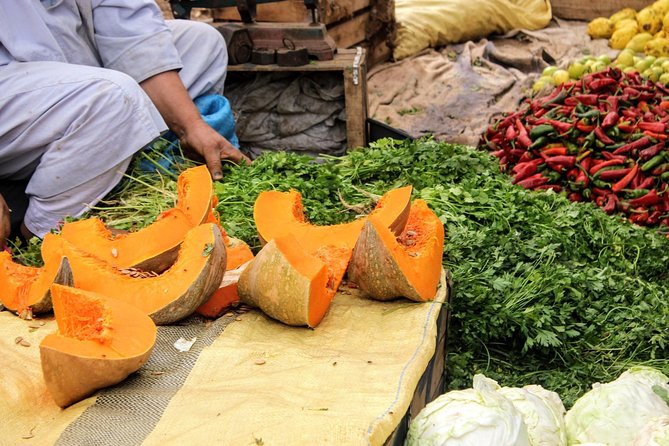Essaouira Guided Tour: 3 on 1 - Nightlife tour, Live like a local & Street food - The herbalist’s shop and a glass of mint tea