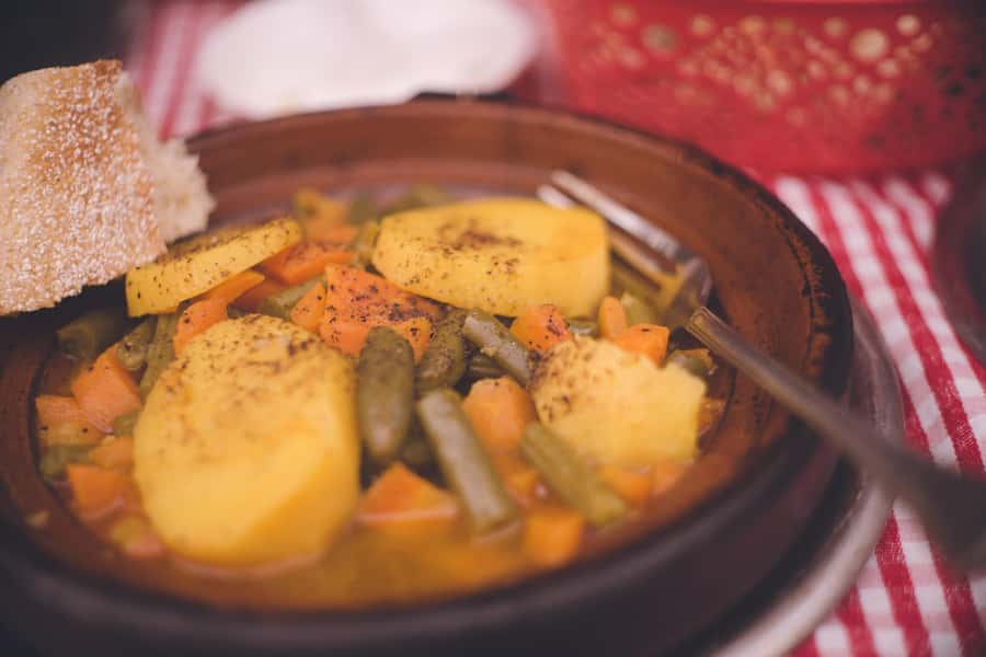 Essaouira: HOW TO BE A REAL MOROCCAN CHEF - Shopping for ingredients and learning the spice cabinet
