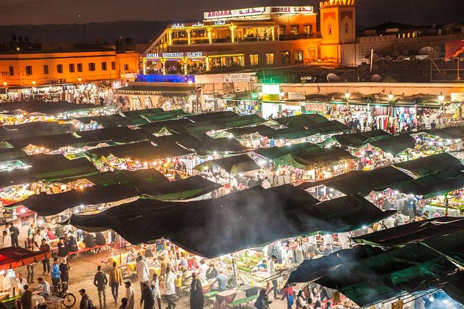 Evening Marrakech: Gastronomic and Market Tour Inside the Medina - Djemaa El Fna at 6 p.m., before the square reaches full volume