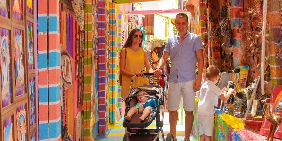 Exclusive Fez Medina Walking Tour with a local Guide - Attarin Market, Souk Sebaghine, and Place Seffarine