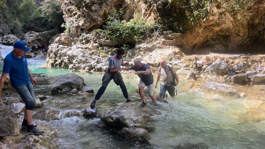 explore Akchour like a local - Who should book this experience?