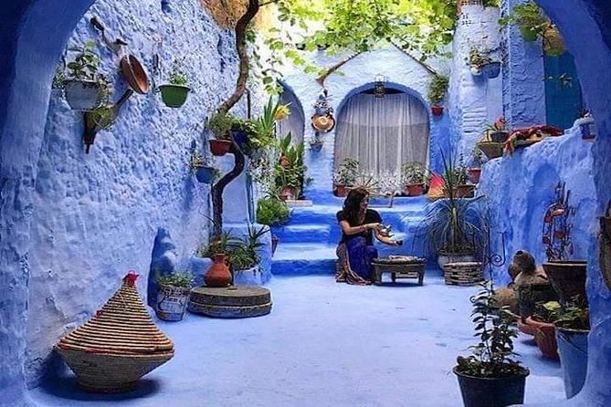 FES TO Chefchaouen Day Trip- luxury Private Tour - Shopping for Moroccan crafts