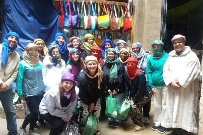 Fez cultural and handicraft tour half day - Bronze, wood, and the working souks