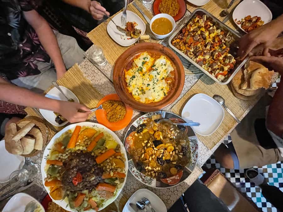 Fez: Souk Tour and Traditional Home Cooking Class - Key points at a glance