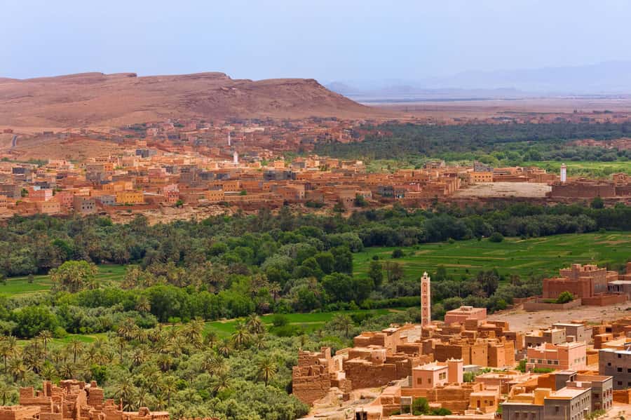 From Agadir : 3-Day Merzouga Desert Adventure - Day 1: Agadir to Aït Benhaddou and Tinghir