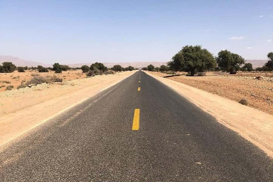 From Agadir: Taroudant and Tiout Day Tour with Lunch - Lunch above the Tiout oasis