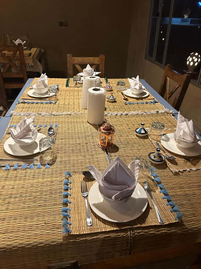 From Fes: 2-Day Desert Tour with Return to Fes or Marrakech - Midelt lunch and the long run toward the desert