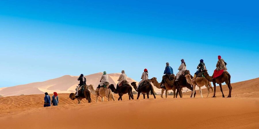 From Fes: 2-Day Merzouga Desert Trip(Luxury Tent & Dinner) - Dinner, firelight, and Berber music