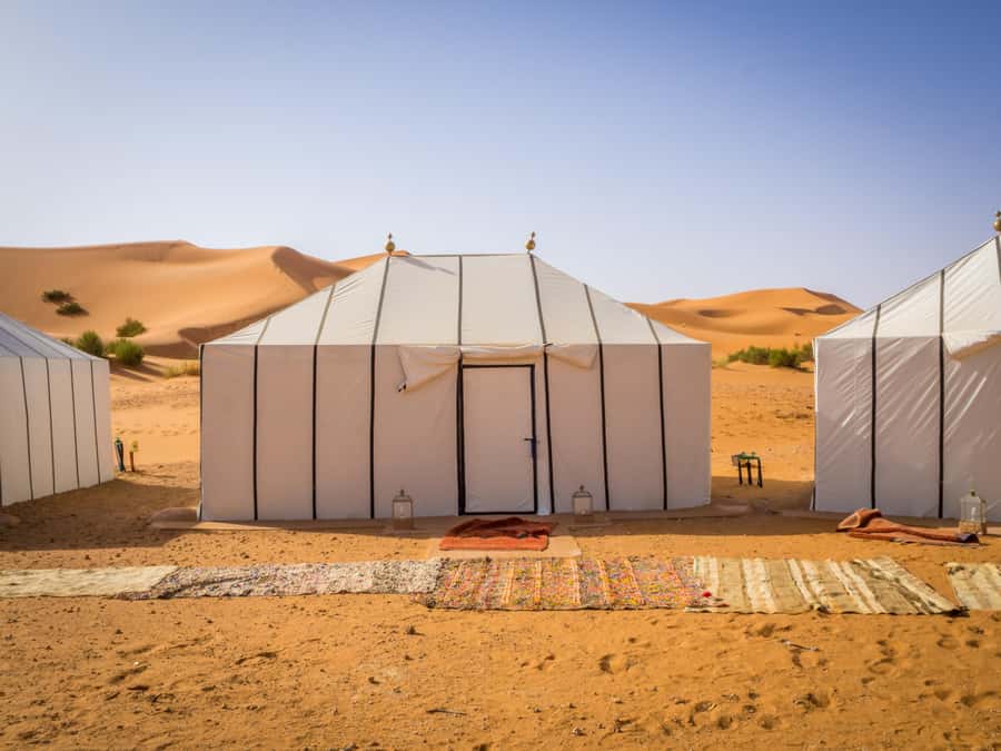 From Fes: 3-Day 2-Night Desert Tour to Marrakech - The desert camp: comfort, dinner, and a sky full of stars