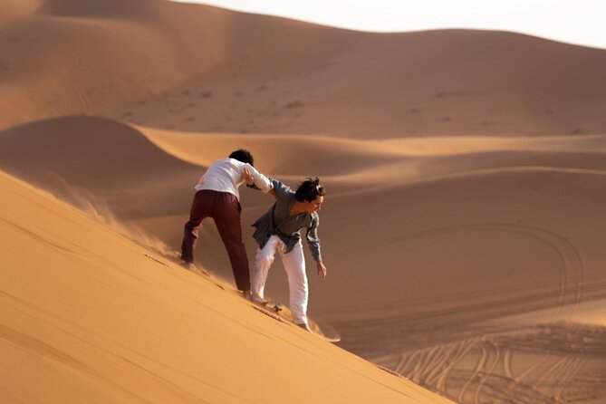 From Fes: Unforgettable Desert Tour to Marrakech 3-Day - Transport, group size, and guiding style