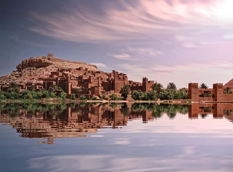 From Fez: 3-Day Merzouga and Ouarzazte Tour to Marrakech - Transport, group size, and the role of your driver