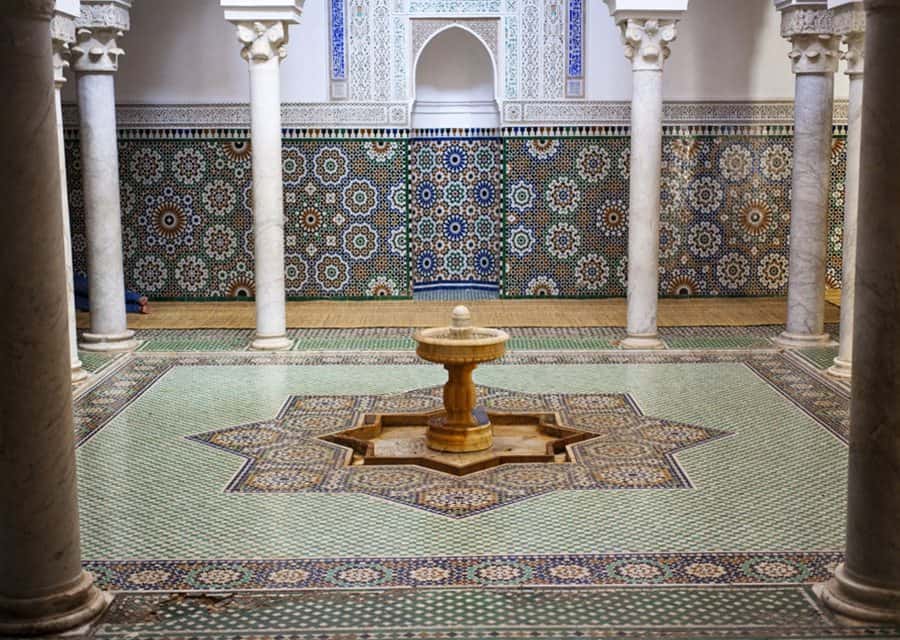 From Fez: Meknes, Volubilis and Moulay Idriss Day Trip - Transport, pickup, and the real cost