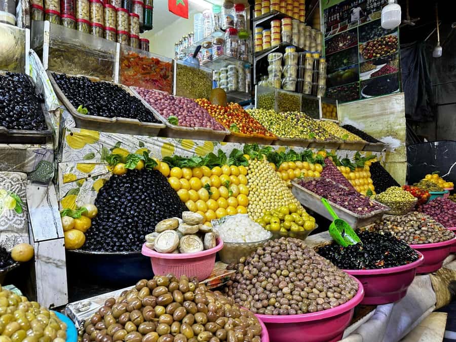 From Fez: Volubilis Moulay Idriss & Meknes Full-Day Trip - What to bring and what to arrange