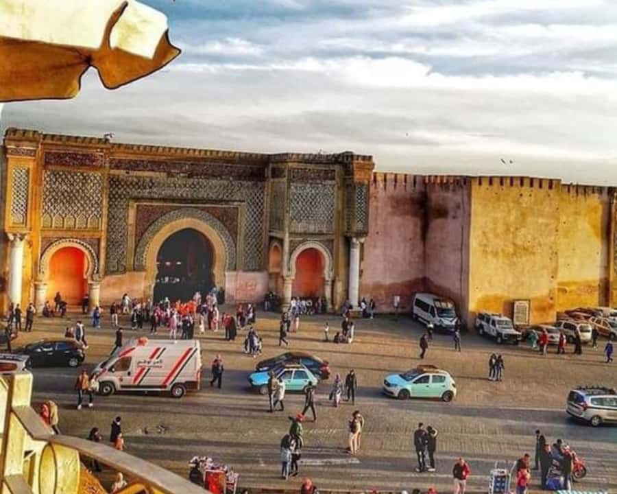 From Fez: Volubilis Moulay Idriss & Meknes Full-Day Trip - Lunch, pacing, and the limits of a private car