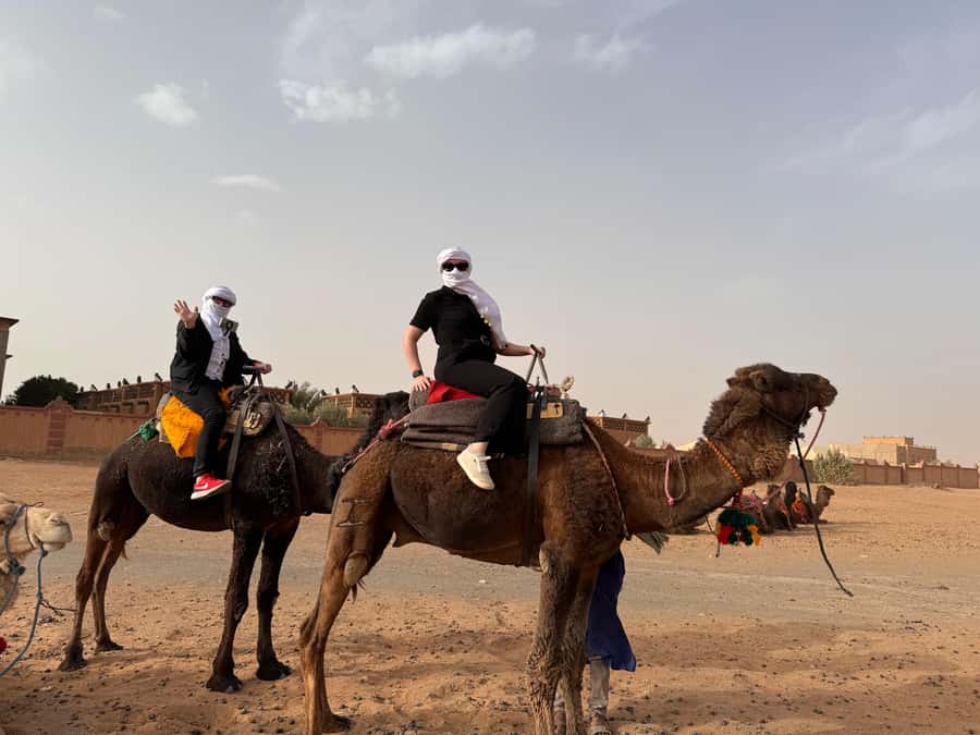 From Marrakech: 2-Days luxurious experience to Zagora Desert - Standard or luxury camp?