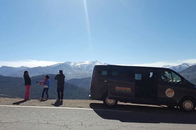 From Marrakech: Day trip to Ouzoud waterfalls and boat tour - Arriving at the Cascades d’Ouzoud