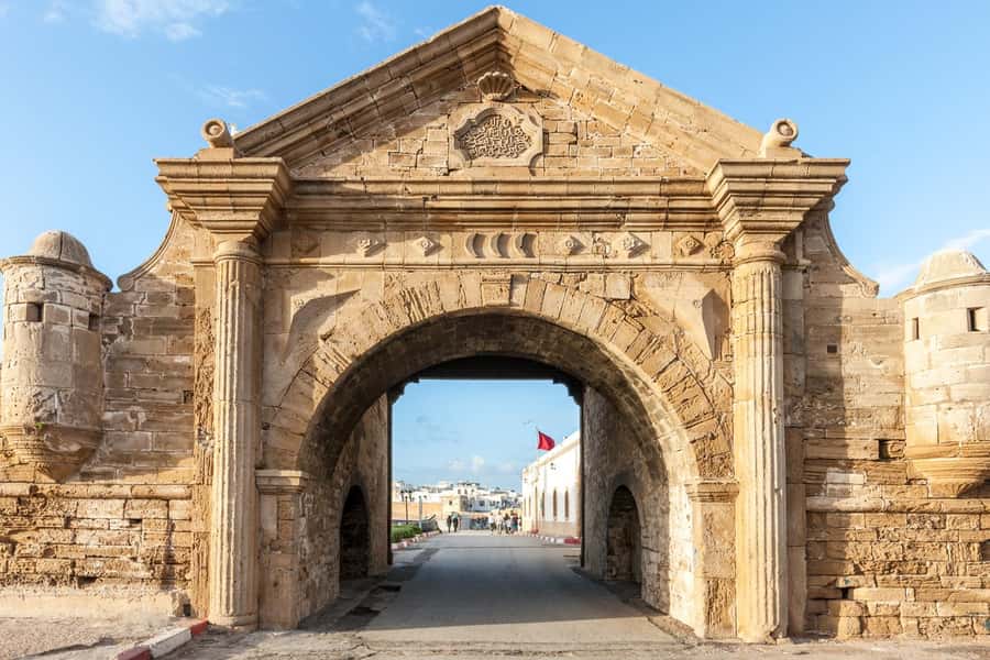 From Marrakech: Essaouira & Atlantic Coast Full-Day Trip - Lunch beside the fishing port