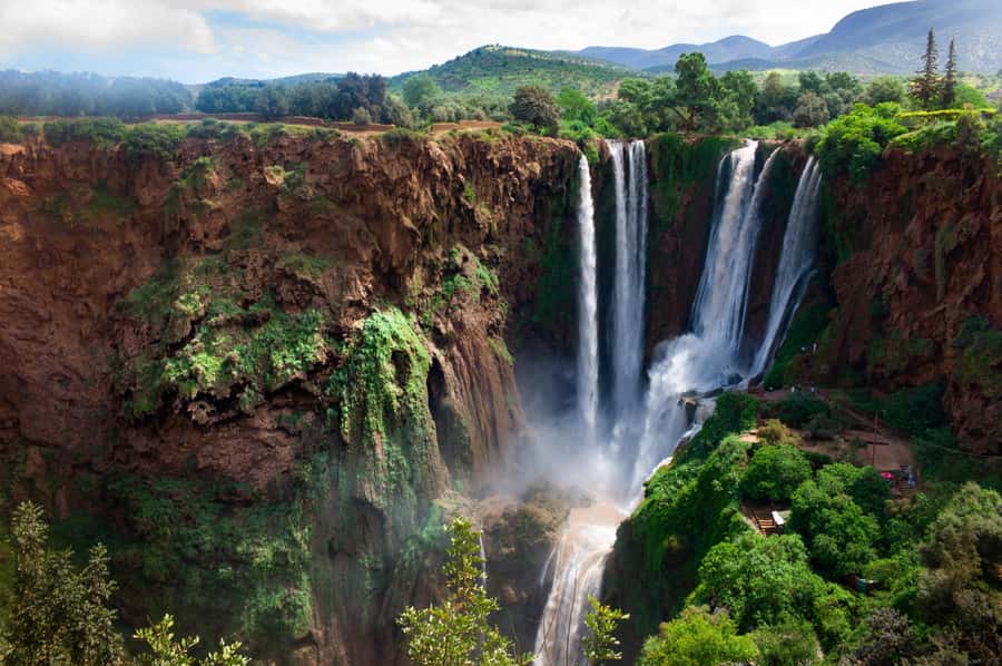 From Marrakech: Ouzoud Waterfalls Guided Tour & Boat Ride - The 600-step walk to the lower pools