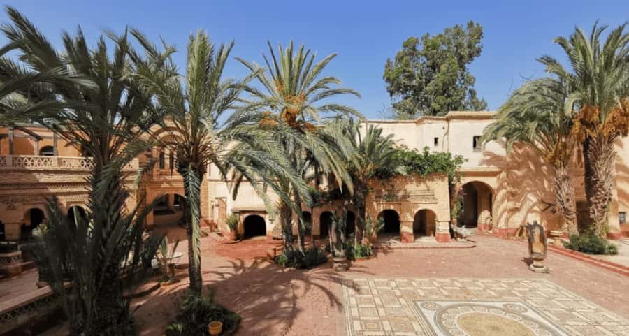 From Marrakech to Agadir Private Day Trip with Lunch - What the private guide adds