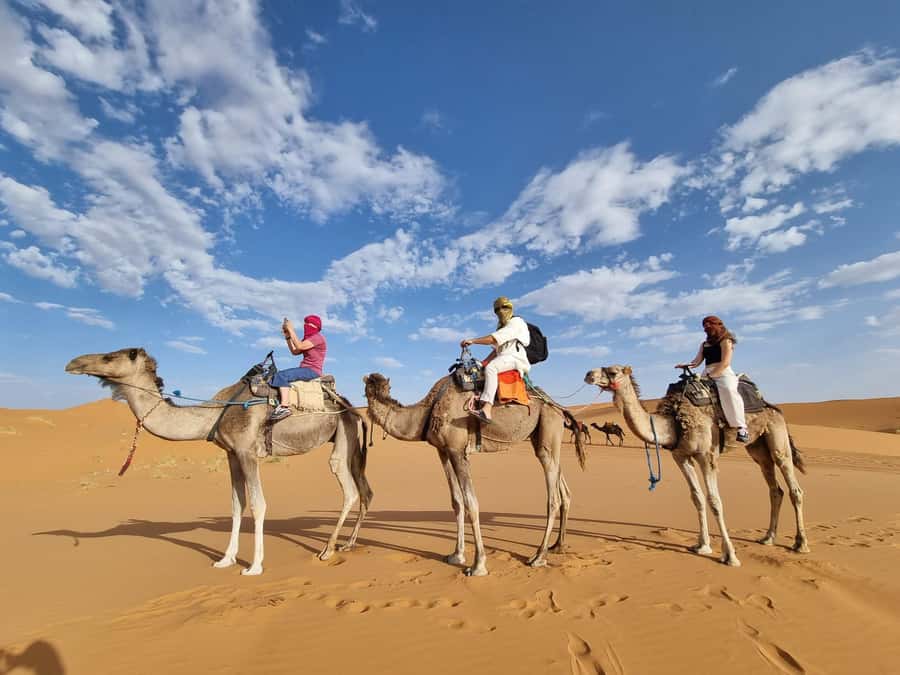 From Marrakech to Merzouga Erg Chebbi: 4-Day Desert Tour - Day 3: Sunrise, Dades Valley, and Monkey Fingers