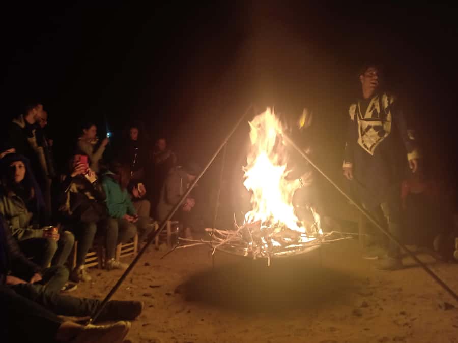 From Marrakech to Merzouga Erg Chebbi: 4-Day Desert Tour - Guides, vehicles, and group atmosphere