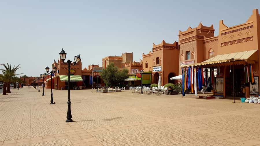 From Marrakesh: 2-Day Desert Zagoura Tour - Lunch in Ouarzazate and the Drâa Valley