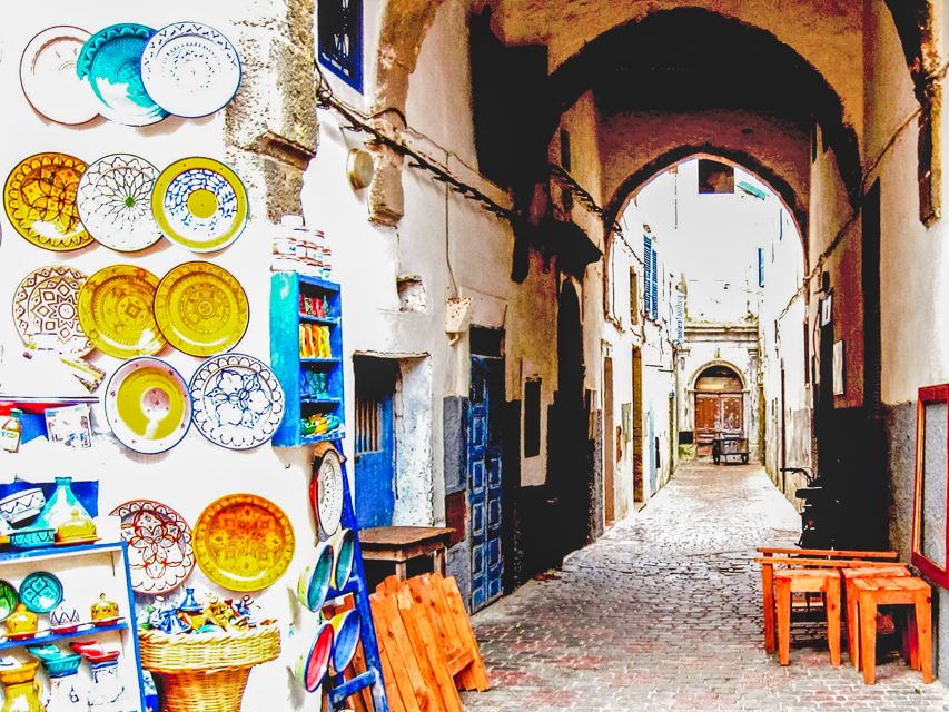 From Marrakesh: Essaouira Full-Day Trip - Drivers, guides, and the level of help you receive