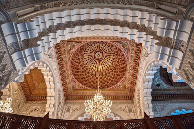 From Rick’s Café to Royal Palaces: A Casablanca Adventure - Rick’s Café is a photo stop, not a meal