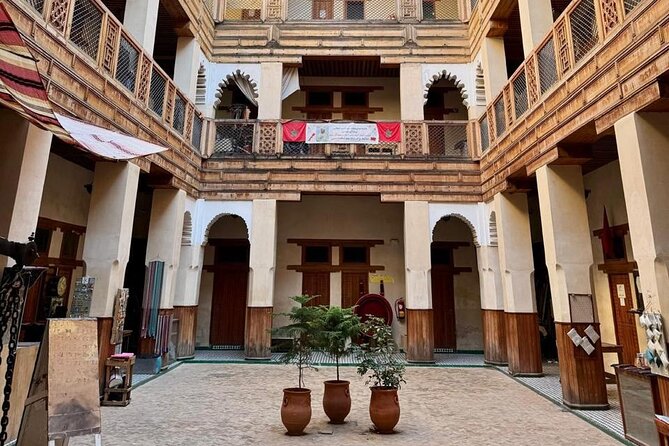 Guided Walking Tour in the Historic Medina of Fez - Al-Qarawiyyin: a landmark best understood through context