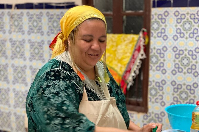 Half-Day Cooking Class with Local Chef Laila in Marrakech - Laila, Hamza, and the family teaching style