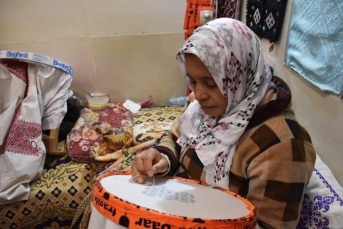 Half Day Tour In Fez Medina With (Private) Tour Guide - Talaa Kebira market: food, cats, and camel meat