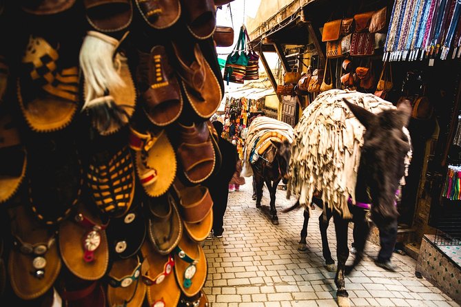 History and culture with Fes Medina private tour guide - Following the important alleys of the old medina