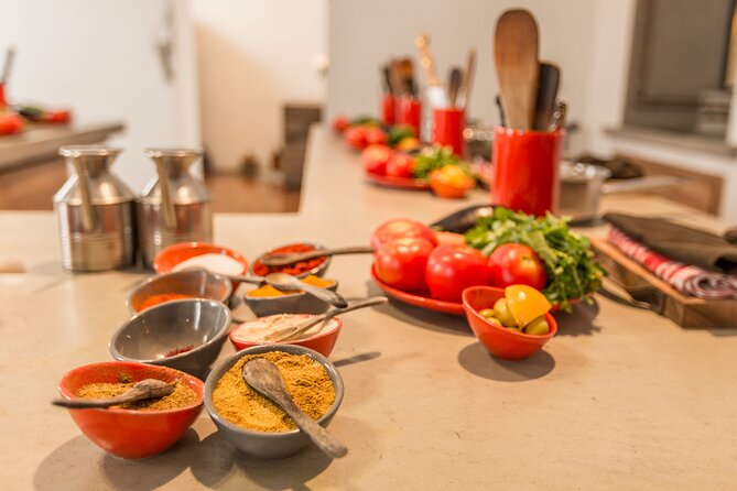 l'Atelier - Moroccan Cooking Workshop in Essaouira - Starting with Moroccan tea and kitchen basics