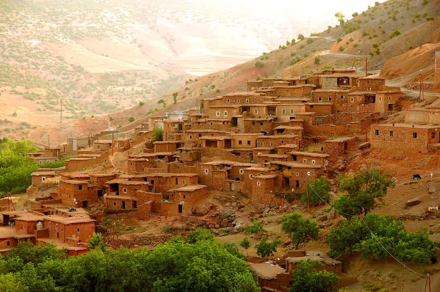 Marrakech: 2-Day Atlas Villages Trekking Tour - Lunch above an Amazigh village