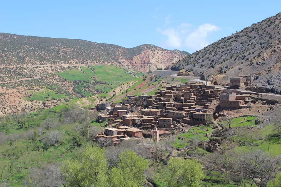 Marrakech: 3-Day High Atlas Mountains and Three Valleys Trek - Amazigh villages and local hospitality