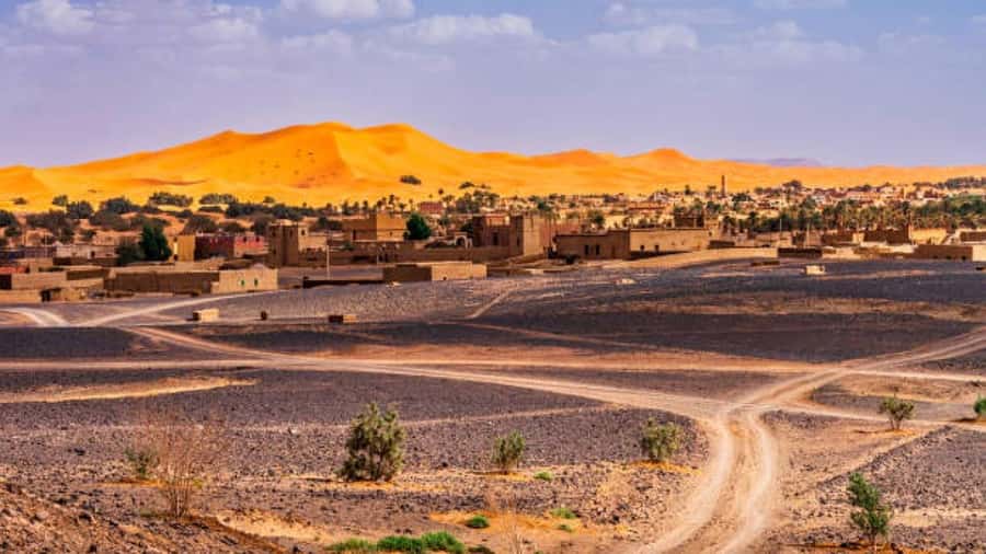 Marrakech: 3-Day Luxurious Desert Tour to Fes via Merzouga. - Guides, vehicles, and the feel of the ride