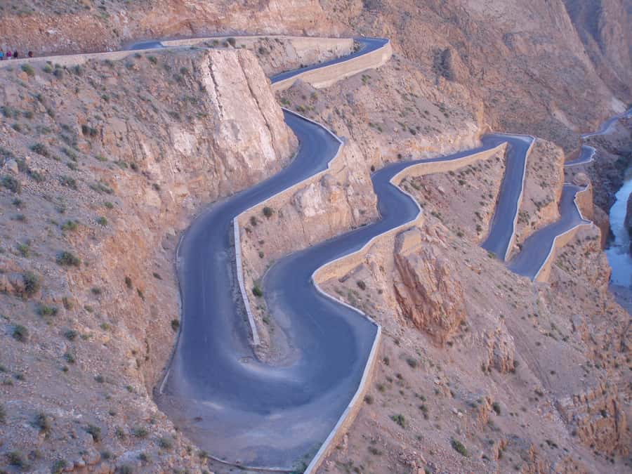 Marrakech: 3-Day Merzouga and Sahara Desert Tour - Ouarzazate, film history, and Taourirt Kasbah