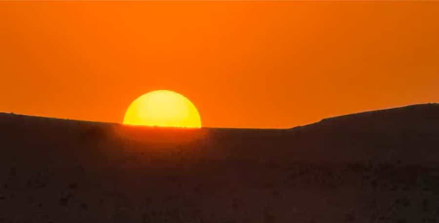 Marrakech: Agafay Desert Camel Ride, Dinner, Fire Show - Who will enjoy this Agafay evening?