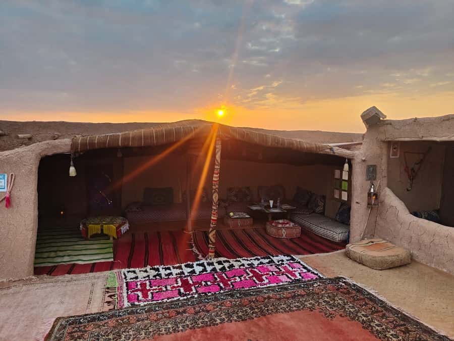 Marrakech: Agafay Desert Dinner Show with Sunset Camel Ride - The main drawbacks to consider