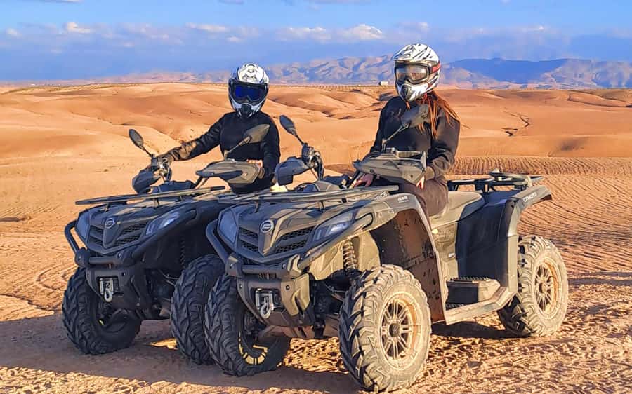 Marrakech: Agafay Desert Quad Bike Tour with Moroccan Tea - Riding the Agafay dunes and rough tracks