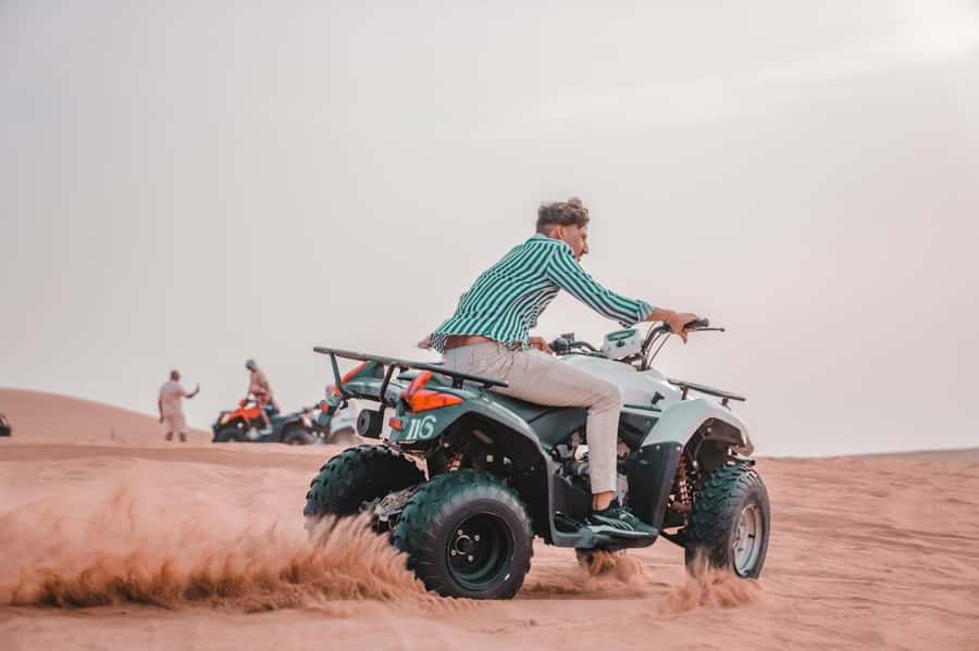 Marrakech: Agafay Desert Quad Bike with Camels & Dinner Show - Timing, clothing, and small details that matter