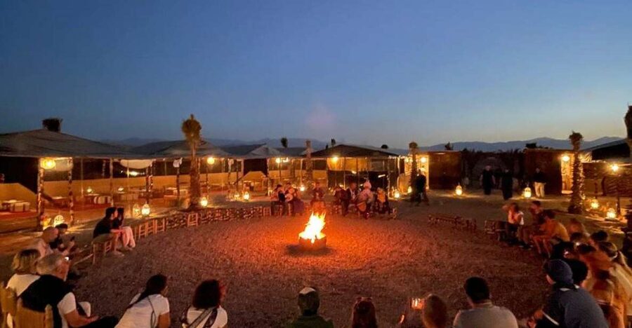 Marrakech: Agafay Desert Quad Biking & Dinner Show - The guides can shape the whole evening