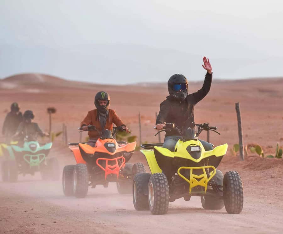 Marrakech: Agafay Desert Quad Biking Tour with Dinner-Show - Tea, local flavor, and the camp setting